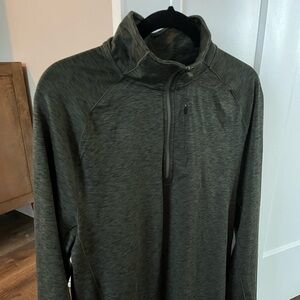 VRST Men’s Accelerate Warm Half Zip Pullover - NWOT (Medium)